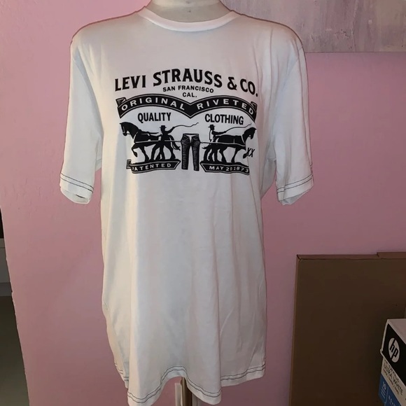 T-shirt - Picture 1 of 1